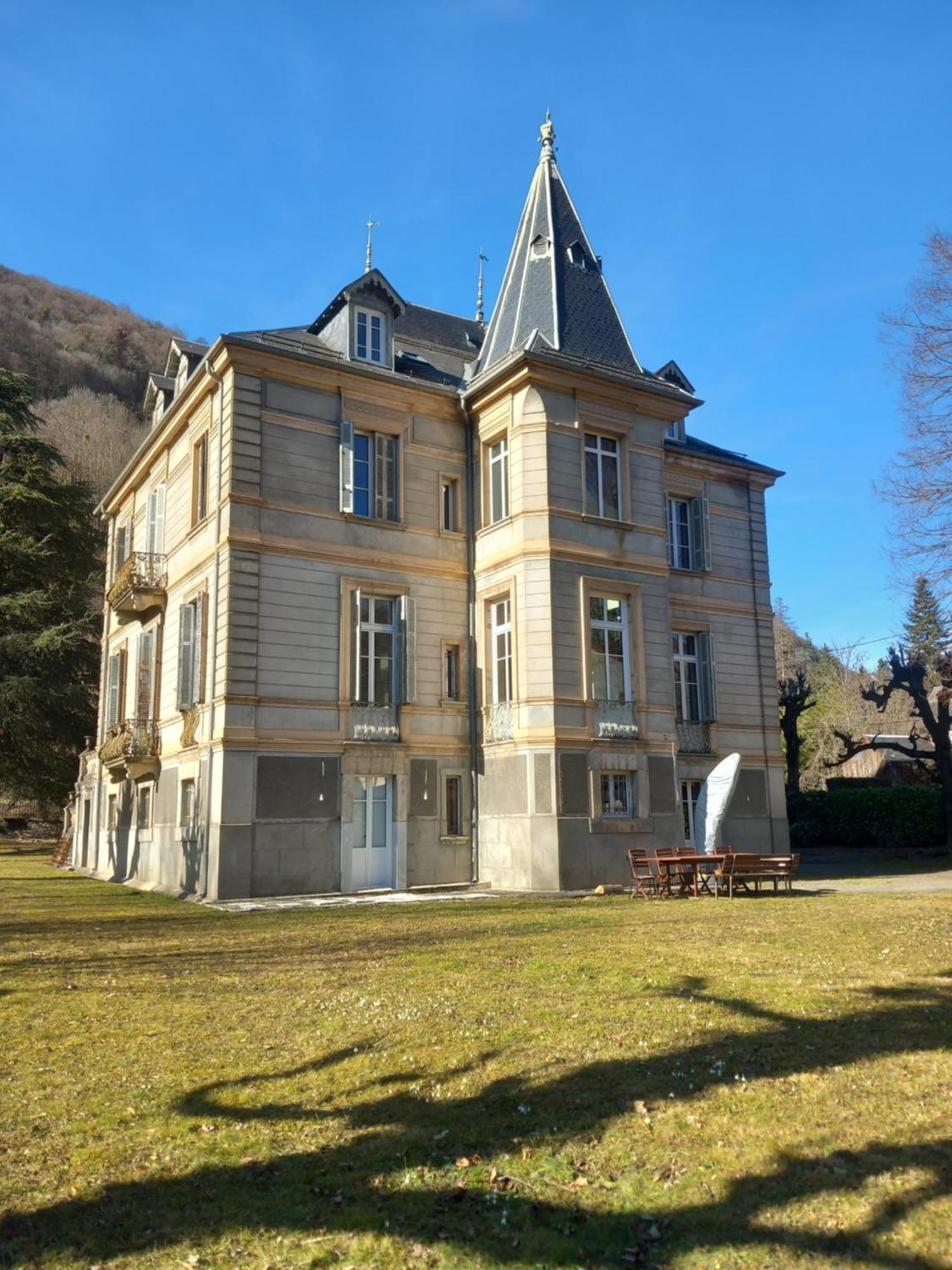 Du Lys * Bagnères-de-Luchon